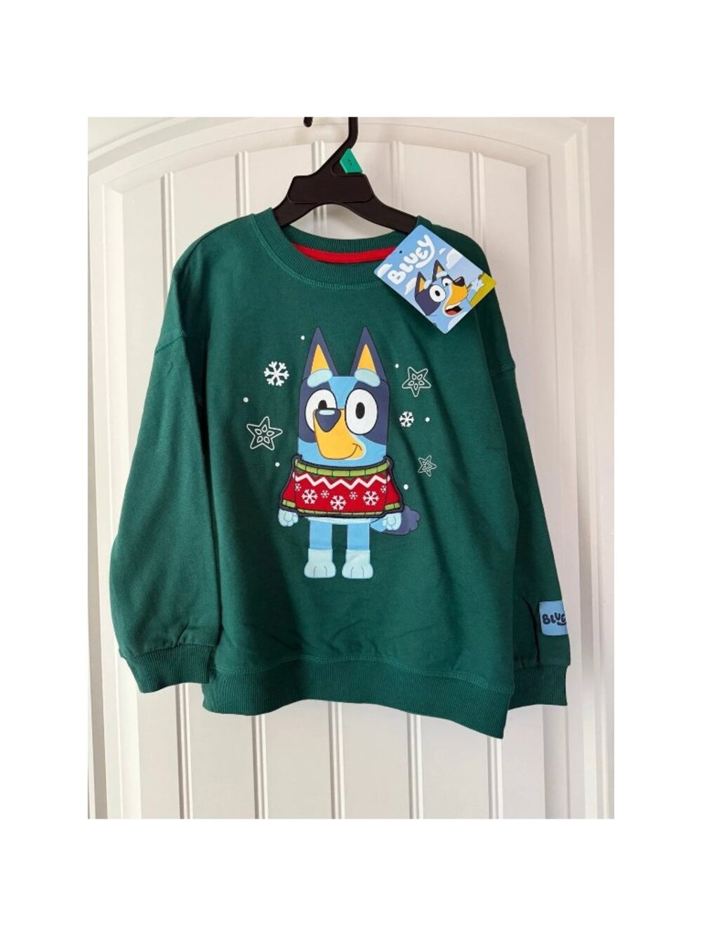 NWT Bluey Christmas dark green sweatshirt 4T